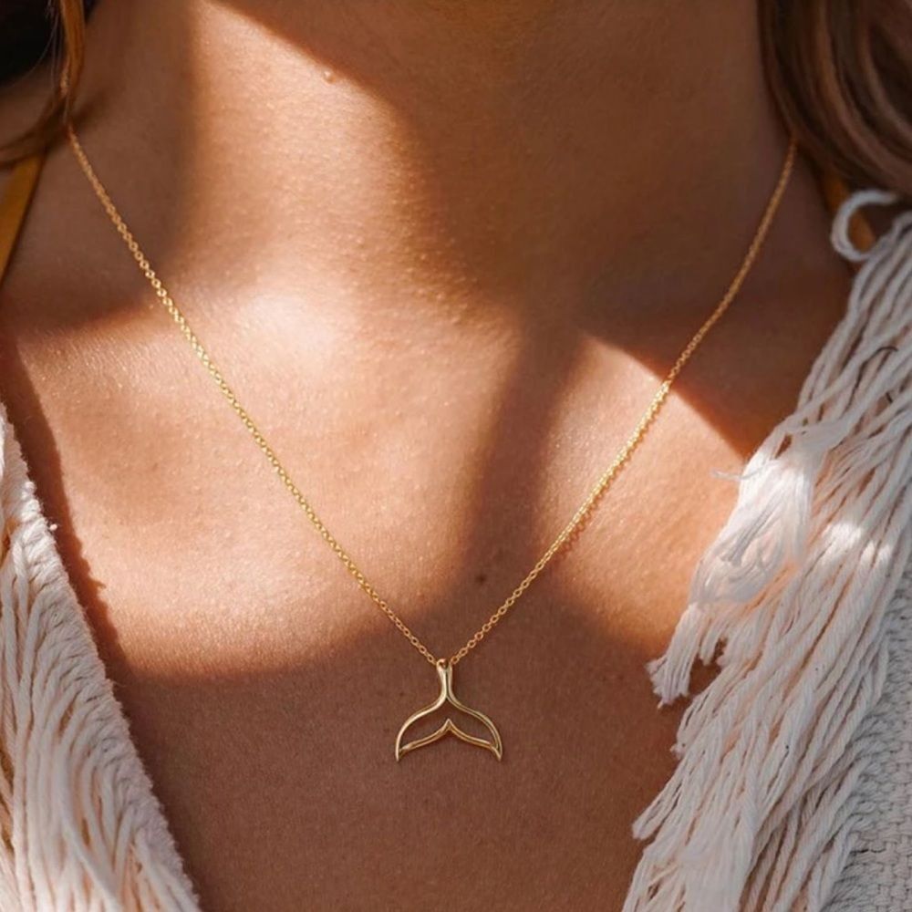 Gold Whale Tail Pendant Necklace R210